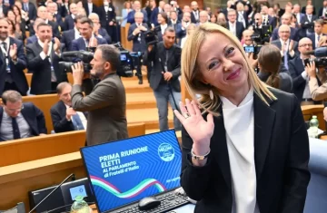 Meloni juró como premier de Italia, es la primera mujer en ese puesto en la historia del país