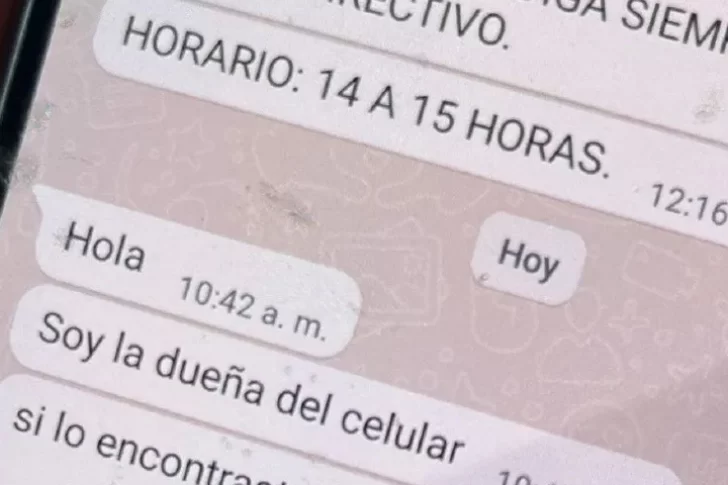 El rápido método que usó una mujer para recuperar el celular que creyó que le habían robado