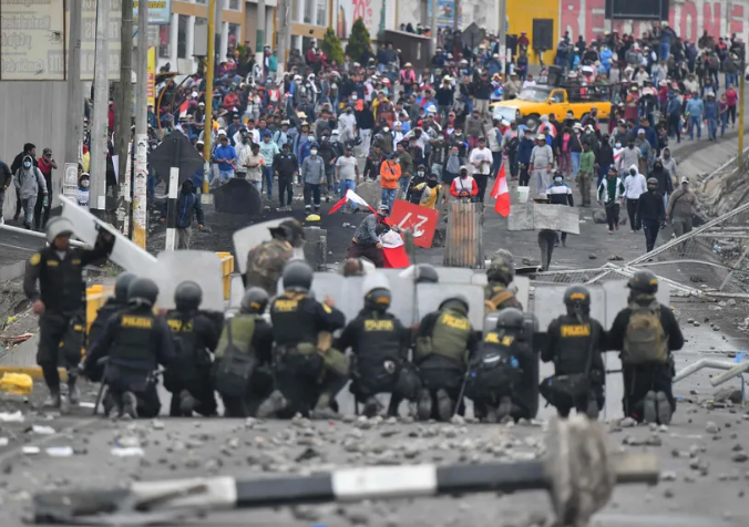 Las violentas protestas volvieron a Lima y acorralan al gobierno de Dina Boluarte