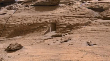 La NASA difundió la foto de una misteriosa puerta en Marte