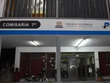 Una beba cayó a un fuentón con agua hirviendo, no la llevaron al hospital y murió