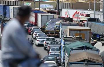 Perú decretó toque de queda en Lima y Callao ante bloqueos de rutas y protestas