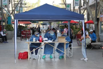 Testeos rápidos en la Peatonal: 5 dieron positivo y pasaron a aislamiento hasta tener la PCR