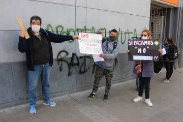 Usuarios se manifestaron contra las estimaciones en la factura de luz y los impuestos caducos