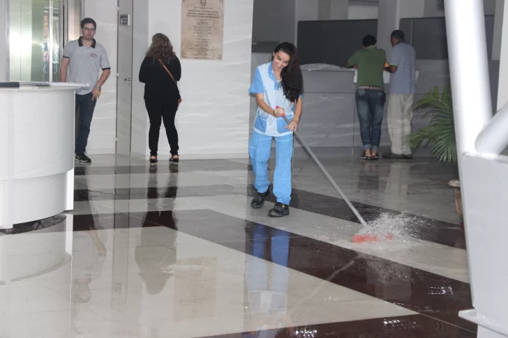 Por filtraciones en los techos del nuevo edificio, la OSP no ofrece servicio hoy