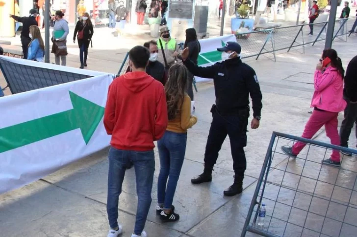 Estudian dar un plus a agentes de Salud y Seguridad locales que no reciben el bono nacional