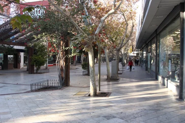 Postales de una ciudad desolada por el paro general