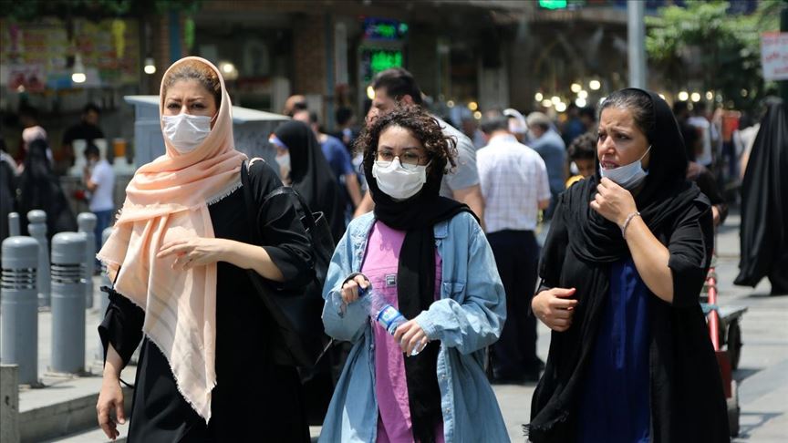 Irán marca récord de casi 25.500 casos de coronavirus en un día