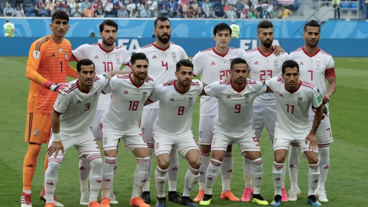 Irán, la selección que paga por usar su indumentaria