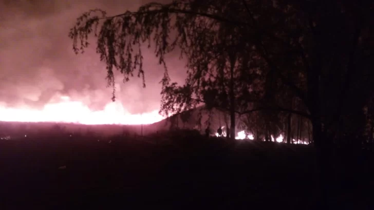 [11 FOTOS IMPACTANTES] El fuego hizo estragos en dos distritos de Jáchal