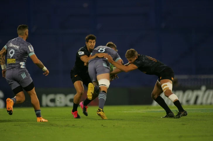 Jaguares dominaba el partido pero sobre el final cayó 26-23 ante Hurricanes