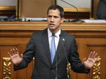 Guaidó agradeció el repudio del gobierno argentino a los atropellos de Maduro