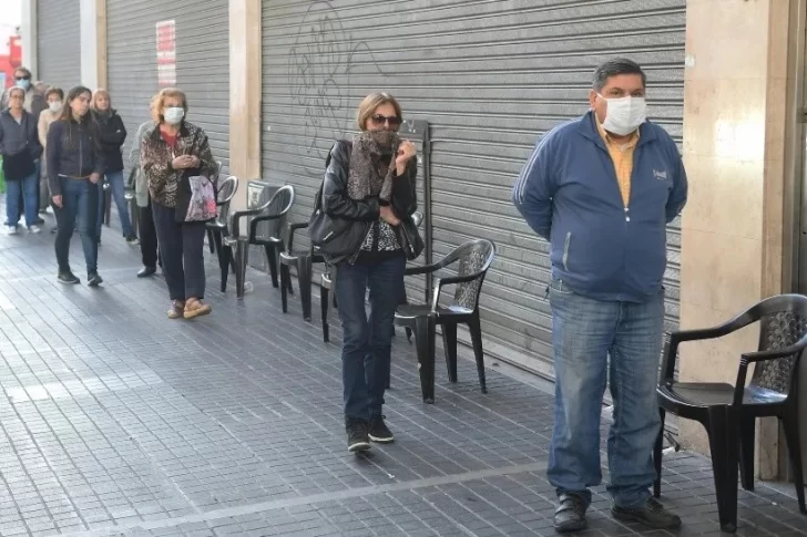 Arranca el pago del IFE, AUH y jubilaciones: ¿Quiénes cobran este lunes?