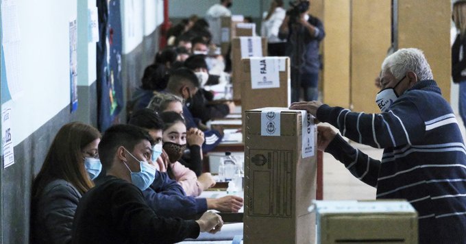 Votó más del 65% del electorado y cerró con normalidad la elección en Corrientes