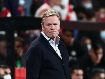 Ronald Koeman fue destituido como entrenador del Barcelona