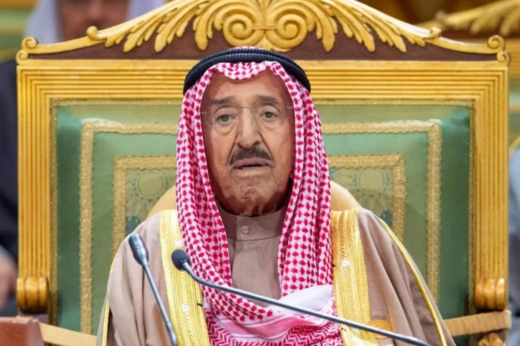 Falleció el emir de Kuwait, artífice de la política exterior del moderno país árabe