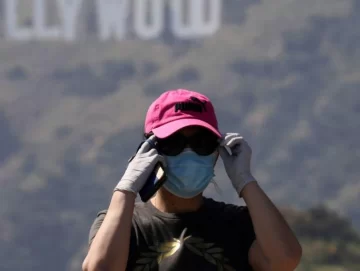 Distancia, tapabocas y, ahora, lentes: la OMS pide proteger los ojos del Covid-19