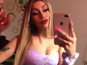 Tamara Báez, novia de L-Gante, metió fotos y comentario picante: “Mientras papi la cuida, mami …”