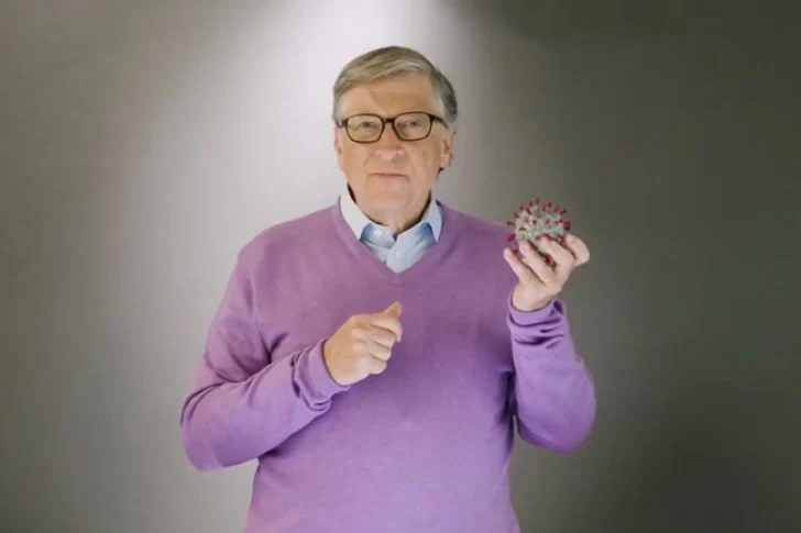 Bill Gates predijo cuándo volverá la normalidad y qué terapia reduciría la tasa de mortalidad