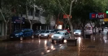 Gran San Juan y alrededores, en alerta por una intensa tormenta: se espera mucha agua, granizo y viento