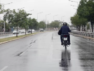 Al frío que ya se instaló, se suma la probabilidad de lluvia para martes y miércoles