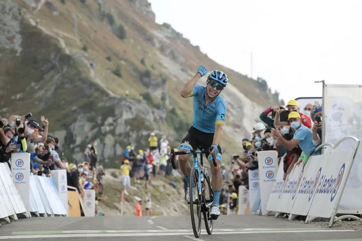 El colombiano Miguel Ángel López se impuso en la etapa ‘reina’ del Tour de Francia