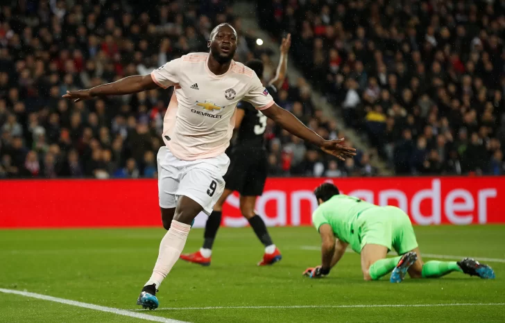 El Manchester United se lo ganó en el final al PSG y avanzó a cuartos de final