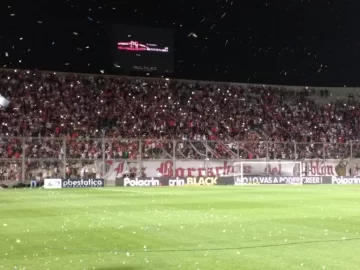 Los hinchas de River coparon el Bicentenario