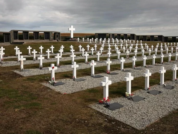 Buscan restos de soldados argentinos en Malvinas que no fueron encontrados