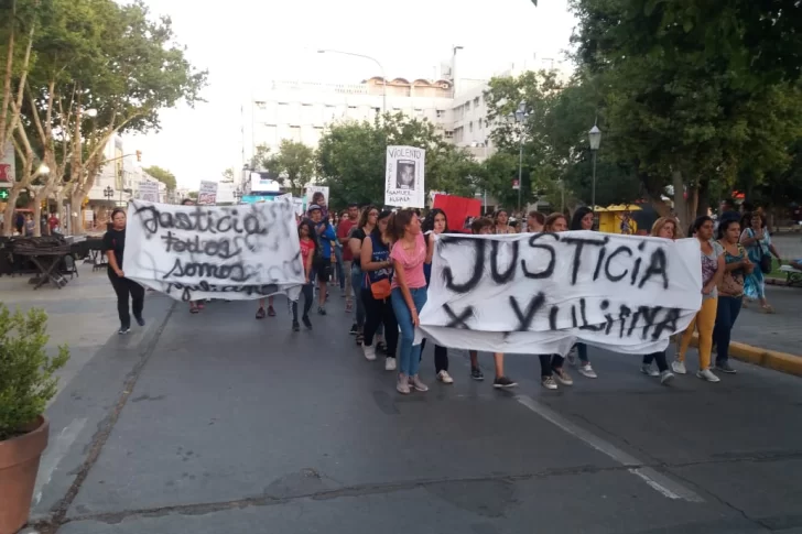 Desconsolado llanto de la madre de Yuliana pidiendo justicia