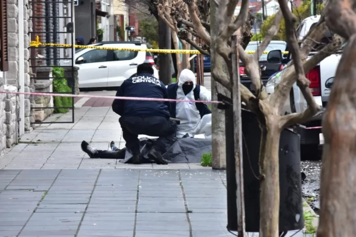 Un joven asesinó a balazos a un ladrón que intentó asaltar a su padre