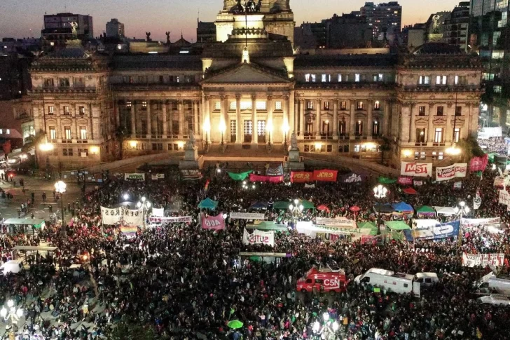 Un multitud se movilizó para reclamar por la despenalización del aborto