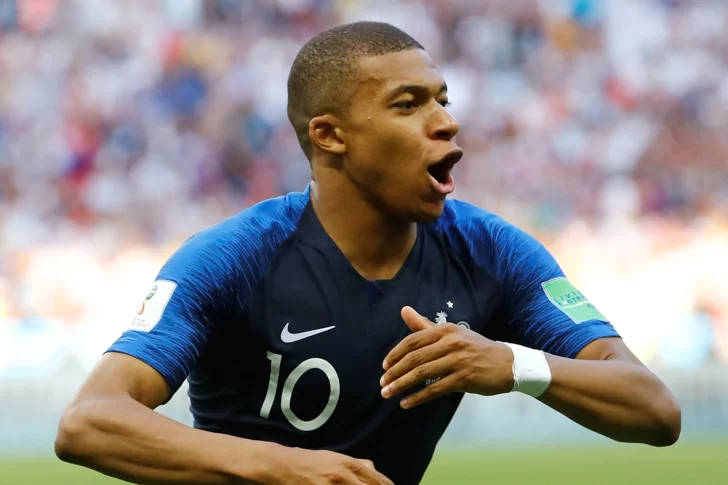 Kylian Mbappé, el chico que no se olvida de sus orígenes y apunta a la luna