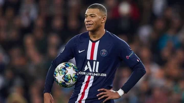 Mbappé le comunicó al PSG que se quiere ir el año que viene