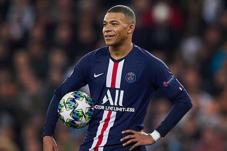 Mbappé le comunicó al PSG que se quiere ir el año que viene