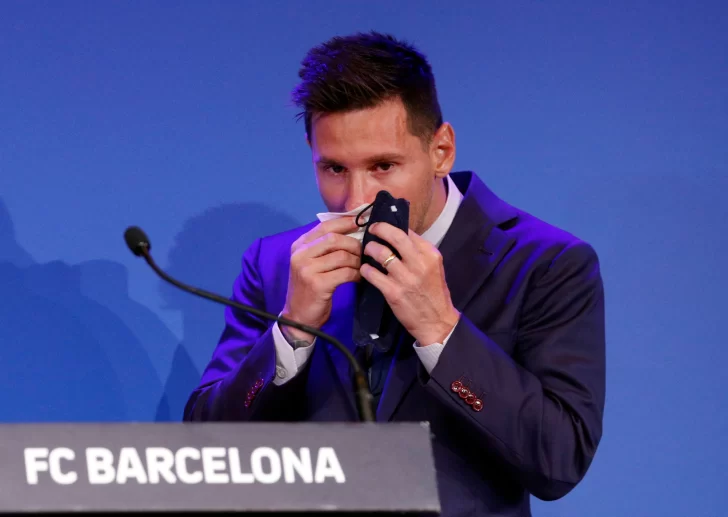 Messi y una conferencia entre lágrimas: “No hay nada cerrado pero PSG es una posibilidad”