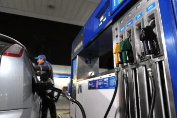 La venta de combustibles cayó en mayo 8,1% intermensual por el impacto de la segunda ola