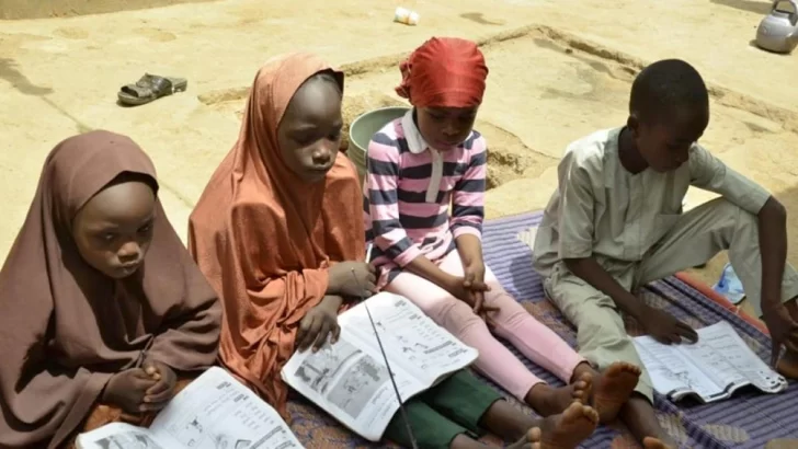 Nigeria: secuestraron a más de 300 alumnas de una escuela