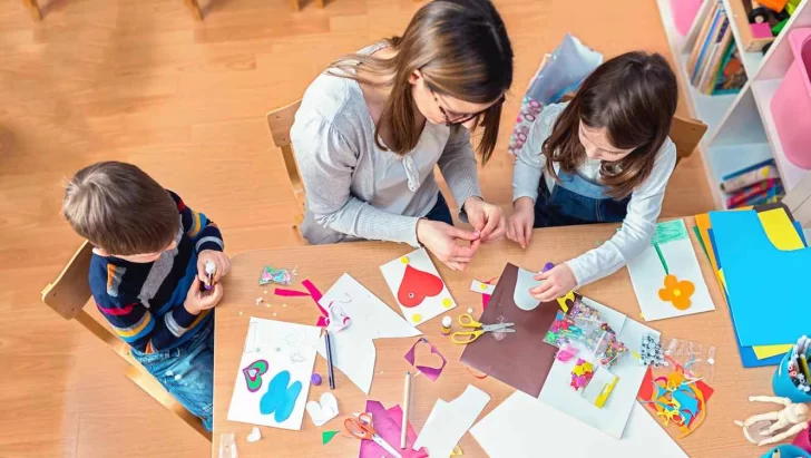 Manualidades para hacer con los peques en casa durante la cuarentena