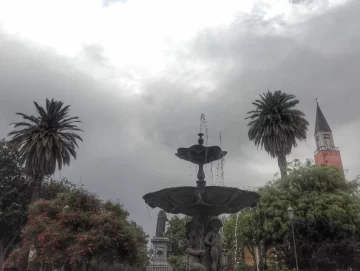 Se vienen tres días con temperaturas más bajas, viento Sur y algunas lluvias aisladas