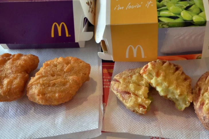 Casi se asfixia por un extraño elemento en un nugget de una conocida hamburguesería