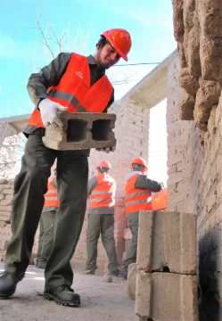 Comenzaron a demoler la biblioteca centenaria para iniciar las obras de la nueva sede