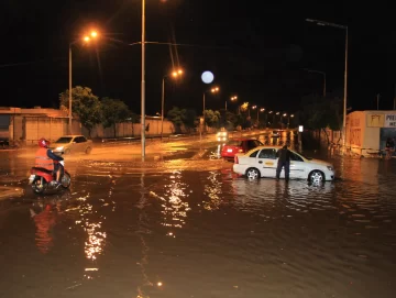 La lluvia y la piedra afectaron al menos a 8 departamentos