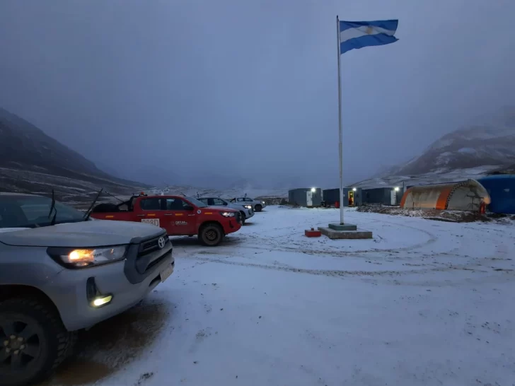 El emprendimiento minero Pachón, en alta montaña, amaneció cubierto de nieve