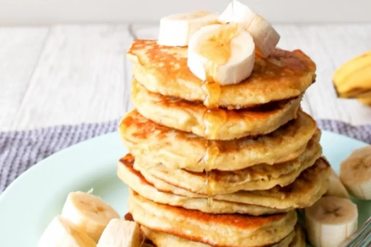 Con cuatro ingredientes, se realizan estos exquisitos panqueques de banana