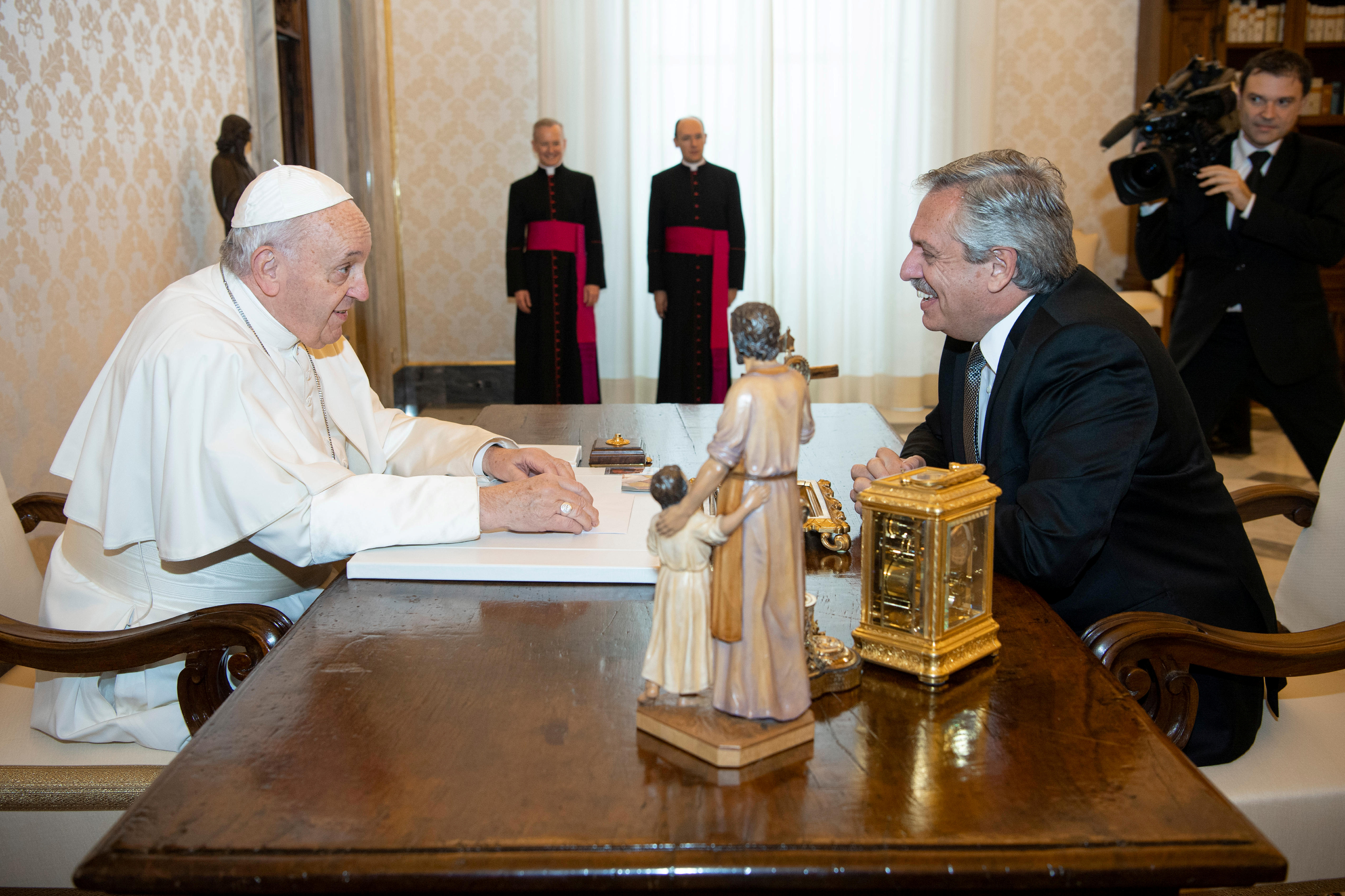 El Vaticano cambia celebraciones de diciembre por la suba de casos de coronavirus