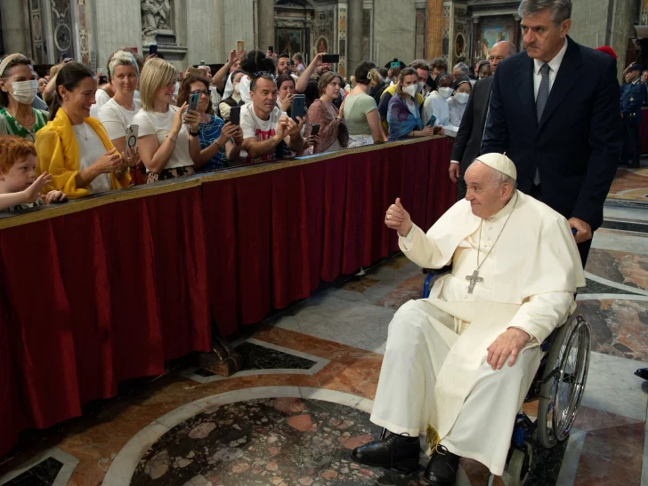 El papa Francisco cancela su gira por África por problemas de salud