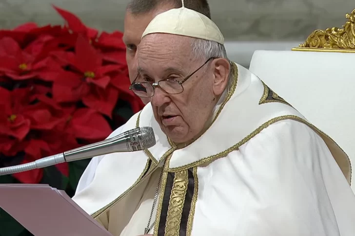 Francisco dedicó la Misa de Gallo a los niños que sufren “las guerras, la pobreza y la injusticia”