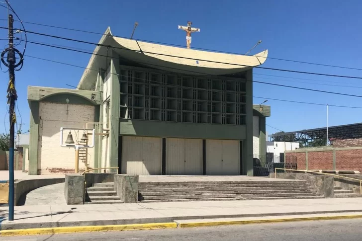 Un diácono contrajo coronavirus y suspendieron las misas en la parroquia Cristo Rey