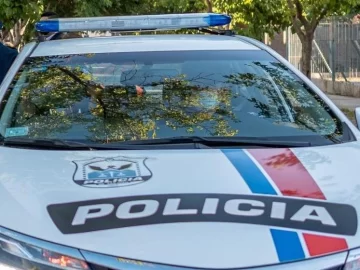 Viajaba con un conductor ebrio y quiso coimear a la policía con “un asado para toda la guardia”